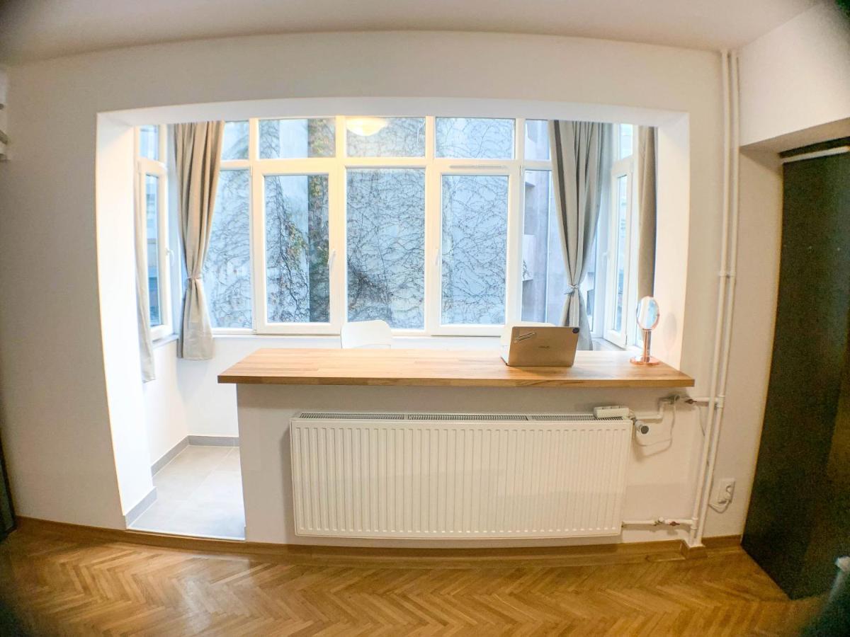 Luterana Studio Apartment Bucureşti Ngoại thất bức ảnh