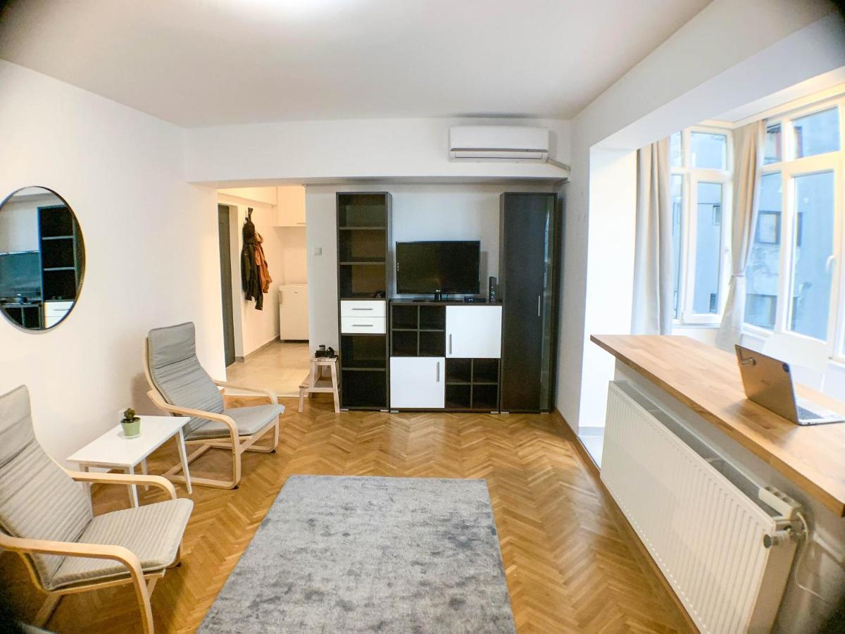 Luterana Studio Apartment Bucureşti Ngoại thất bức ảnh