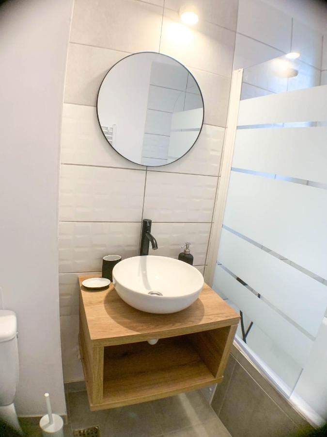 Luterana Studio Apartment Bucureşti Ngoại thất bức ảnh