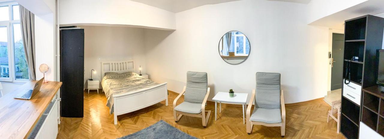 Luterana Studio Apartment Bucureşti Ngoại thất bức ảnh